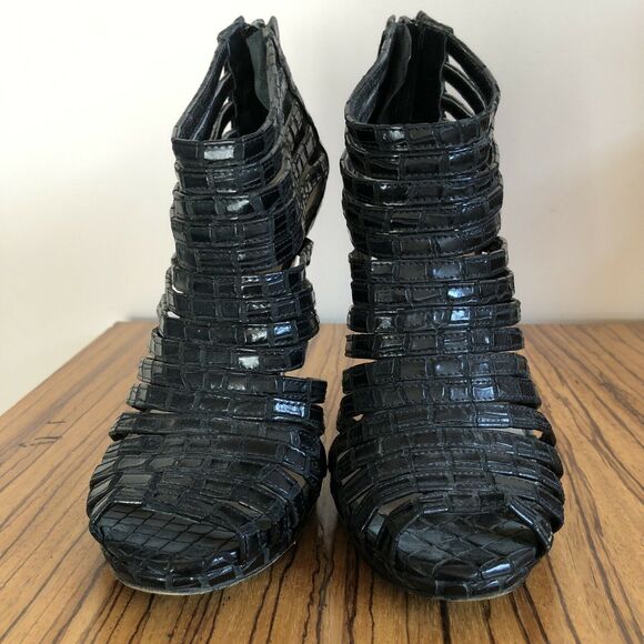 John Richmond Black Leather Strap Stilettos w/ Chrome Heels Size 38 US 7 ½ - Picture 3 of 9